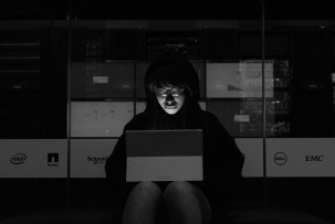 Wenn ein Login das Web erschüttert: Wie 18 JavaScript-Bibliotheken kompromittiert wurden