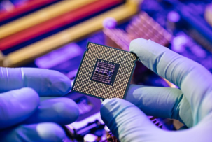 Die ersten analogen Computer mit RRAM-Chips aus China sind erschienen